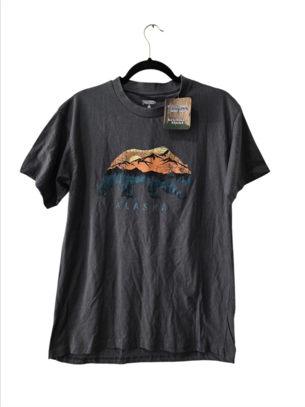Tongass Trading Co Alaska T shirt NWT gray Bear Mountain Sunset Souvenir Size M